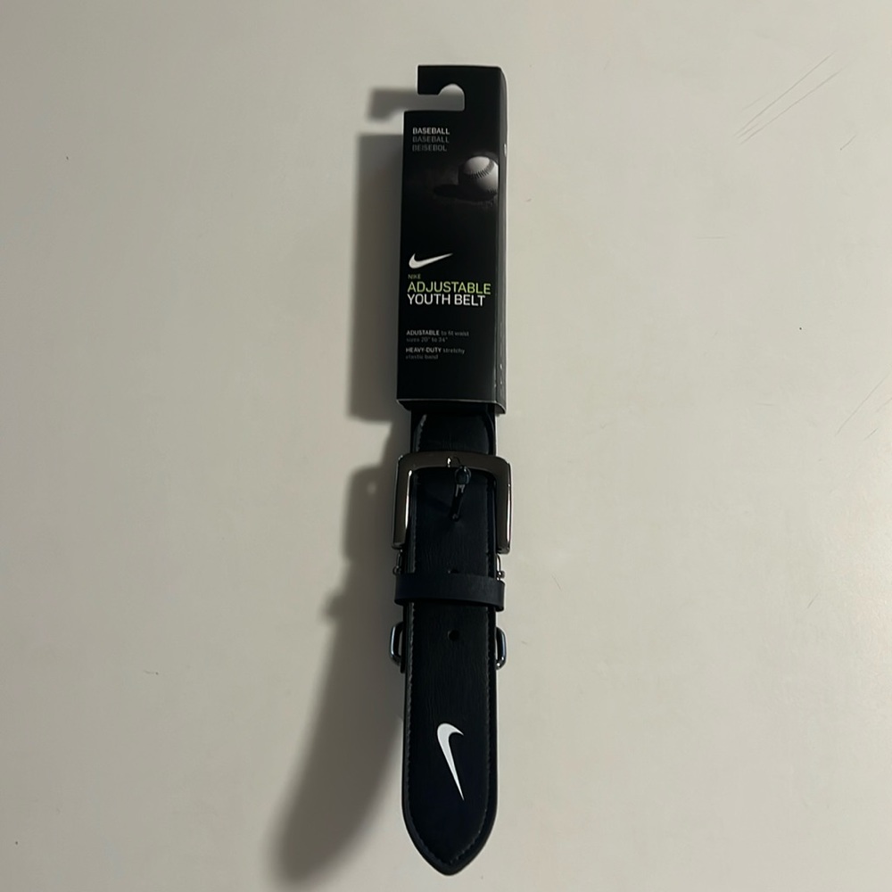 Nike adjustable youth belt